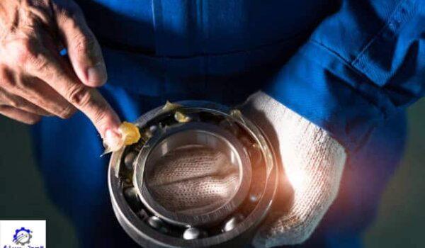 🔧 راهنمای کامل گریس و روان‌کننده‌ها | هر آنچه باید در سال 2025 بدانید